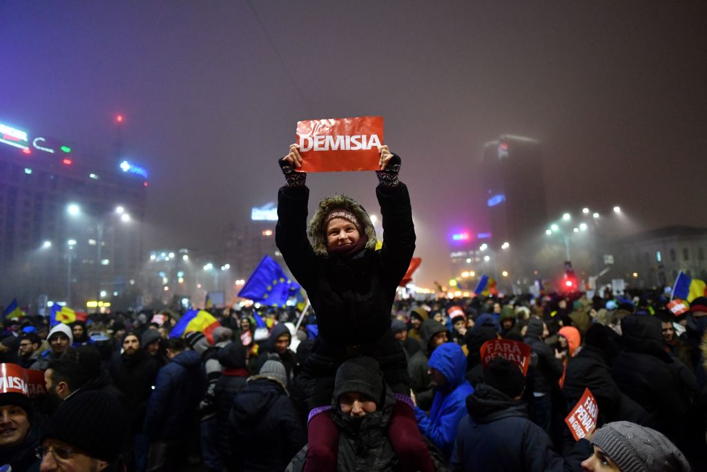 Rumäniens Justizminister erklärt Rücktritt nach Massendemonstrationen