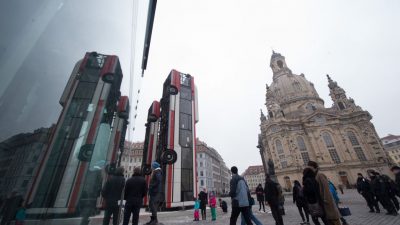 Nach Kritik an Buswrack-Installation: Dresdens OB Hilbert will „noch engagierter“ für die Stadt wirken