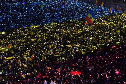 “Stopp Korruption. Kampf für Demokratie”: Erneut protestieren zehntausende Rumänen gegen Regierung