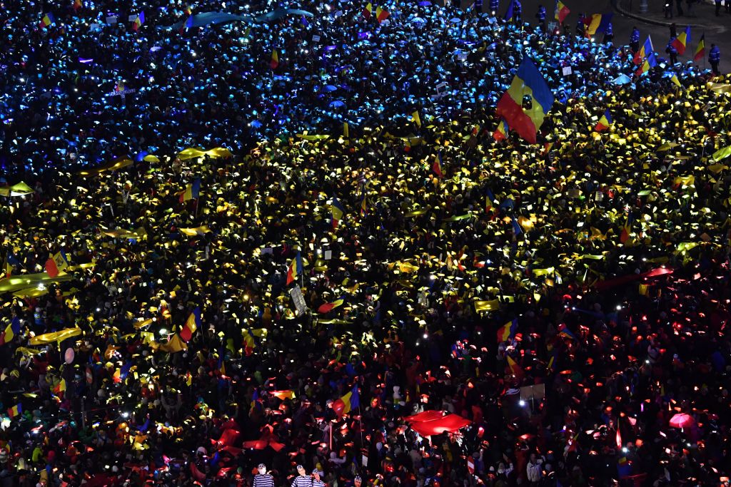 „Stopp Korruption. Kampf für Demokratie“: Erneut protestieren zehntausende Rumänen gegen Regierung