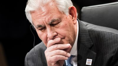 Trumps Außenminister Tillerson feuert Personal in Scharen