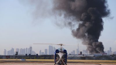 Fünf Tote bei Absturz von Kleinflugzeug auf Einkaufszentrum bei Melbourne