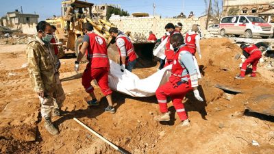 13 Flüchtlinge in Libyen in Lkw-Container erstickt