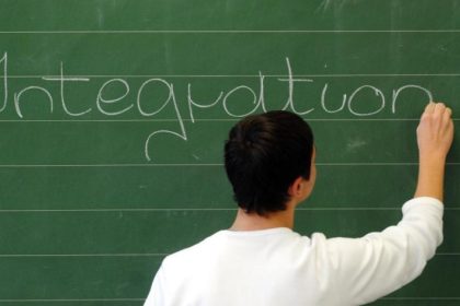Fast jeder zweite Flüchtling fällt durch die Deutschprüfung – BAMF sieht trotzdem Erfolg
