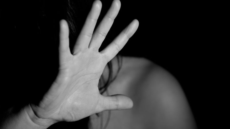 Opfer von Vergewaltigungen sollen „Erlebende“ genannt werden – Vorschlag von Kulturwissenschaftlerin kritisiert