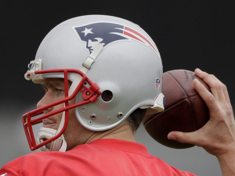 Brady will historischen Triumph im Super Bowl holen