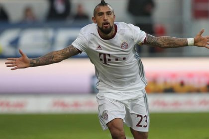 Bayern jubeln nach Last-Minute-Toren