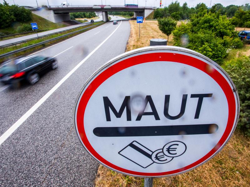 Merkel verteidigt Verkehrsminister Scheuer wegen gescheiterter Pkw-Maut