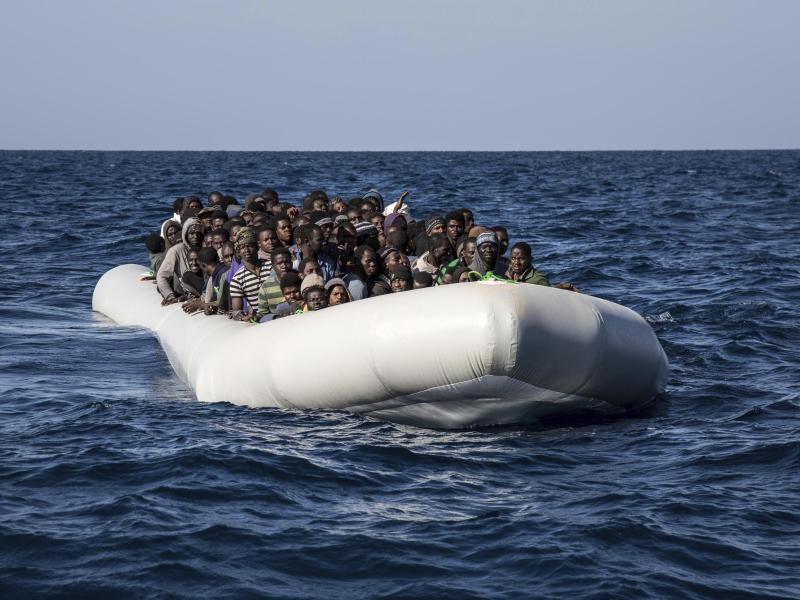 Flüchtlingskrise Mittelmeer: De Maizière will EU-Grenzschutzmission zwischen Libyen und Niger
