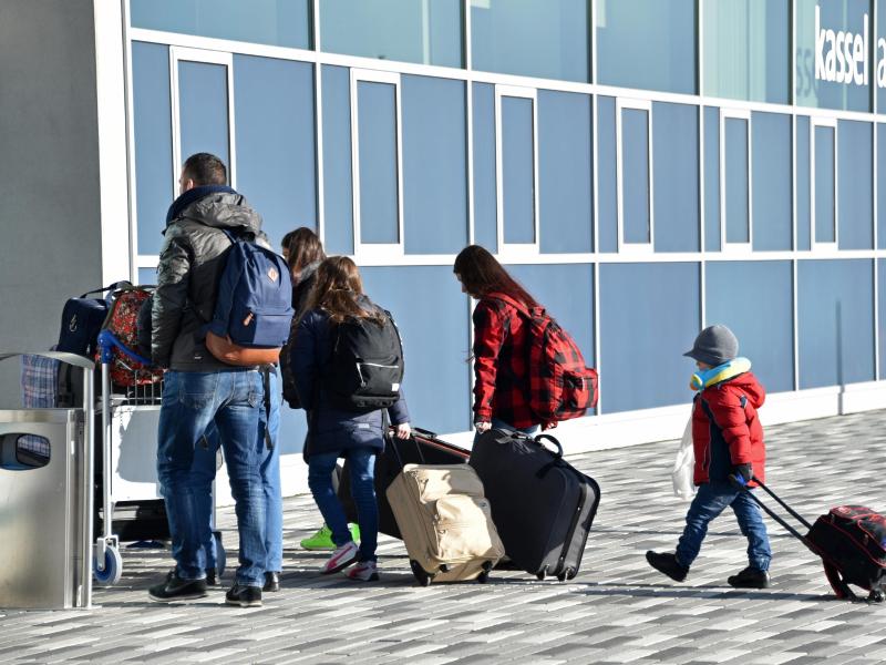150 Millionen Euro bereitgestellt: Rückkehrerprogramm für Flüchtlinge aus elf Ländern startet im März