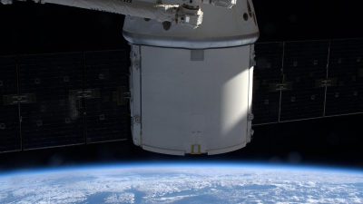 SpaceX-Raumfähre bringt zwei US-Astronauten erfolgreich zur ISS