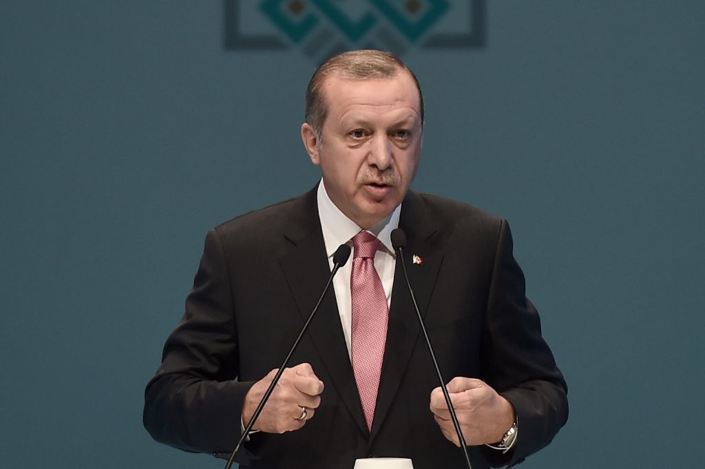 „Mehr oder weniger Kriegserklärung an Deutschland“ – Vorsitzender der Türkischen Gemeinde kritisiert Erdogan-Rede + Video