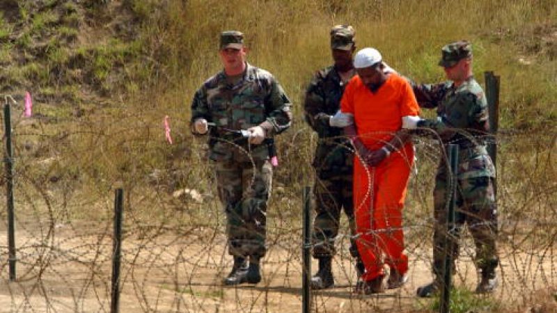 Trump lässt Gefangenenlager Guantánamo offen