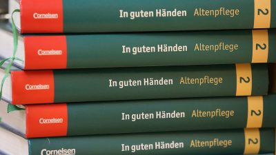 Weiterbildungen von Arbeitslosen: Linke fordert Priorität für Pflegeberufe