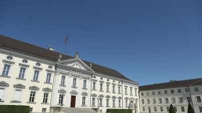 Wechsel im Schloss Bellevue: Gauck geht, Steinmeier kommt – Ex-Außenminister verliert vor Umzug wichtigen politischen Weggefährten