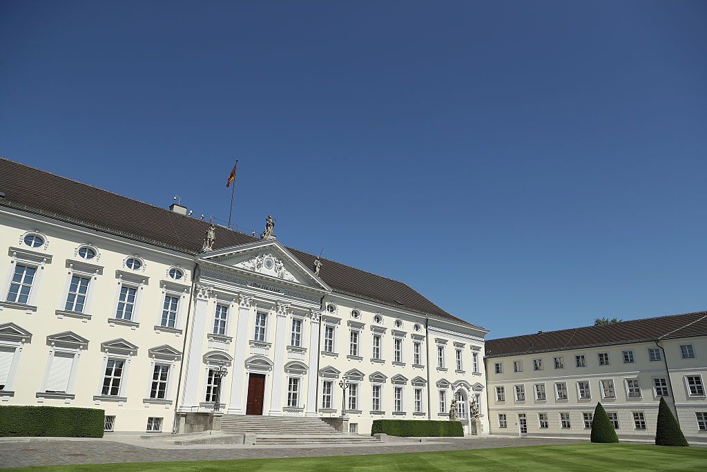 Wechsel im Schloss Bellevue: Gauck geht, Steinmeier kommt – Ex-Außenminister verliert vor Umzug wichtigen politischen Weggefährten