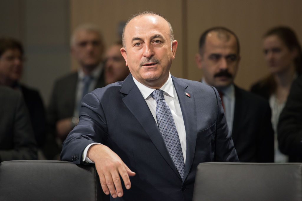 Niederlande verweigern türkischem Außenminister die Einreise – Erdogan droht mit Vergeltung