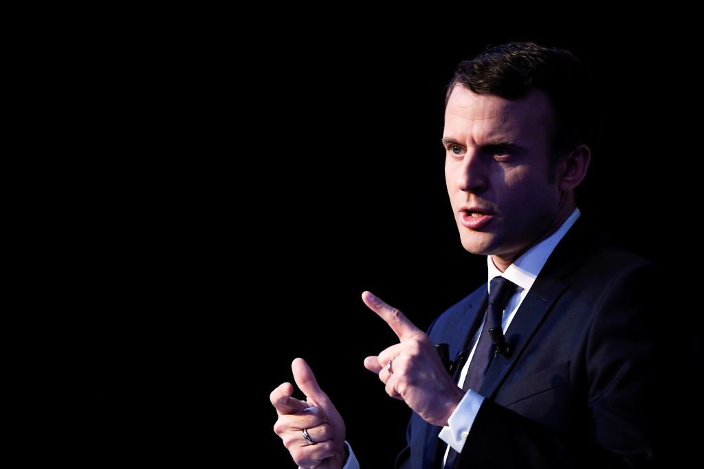 Umfrage sieht erstmals Macron in erster Wahlrunde vor Le Pen