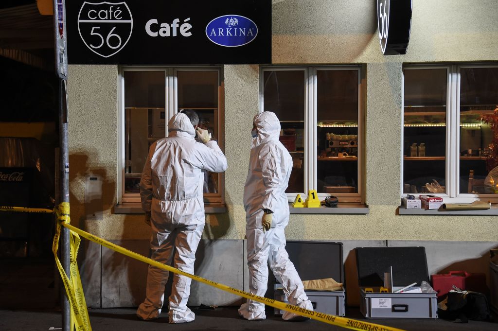 Zwei Tote und ein Schwerverletzter bei Schießerei in Café in Basel