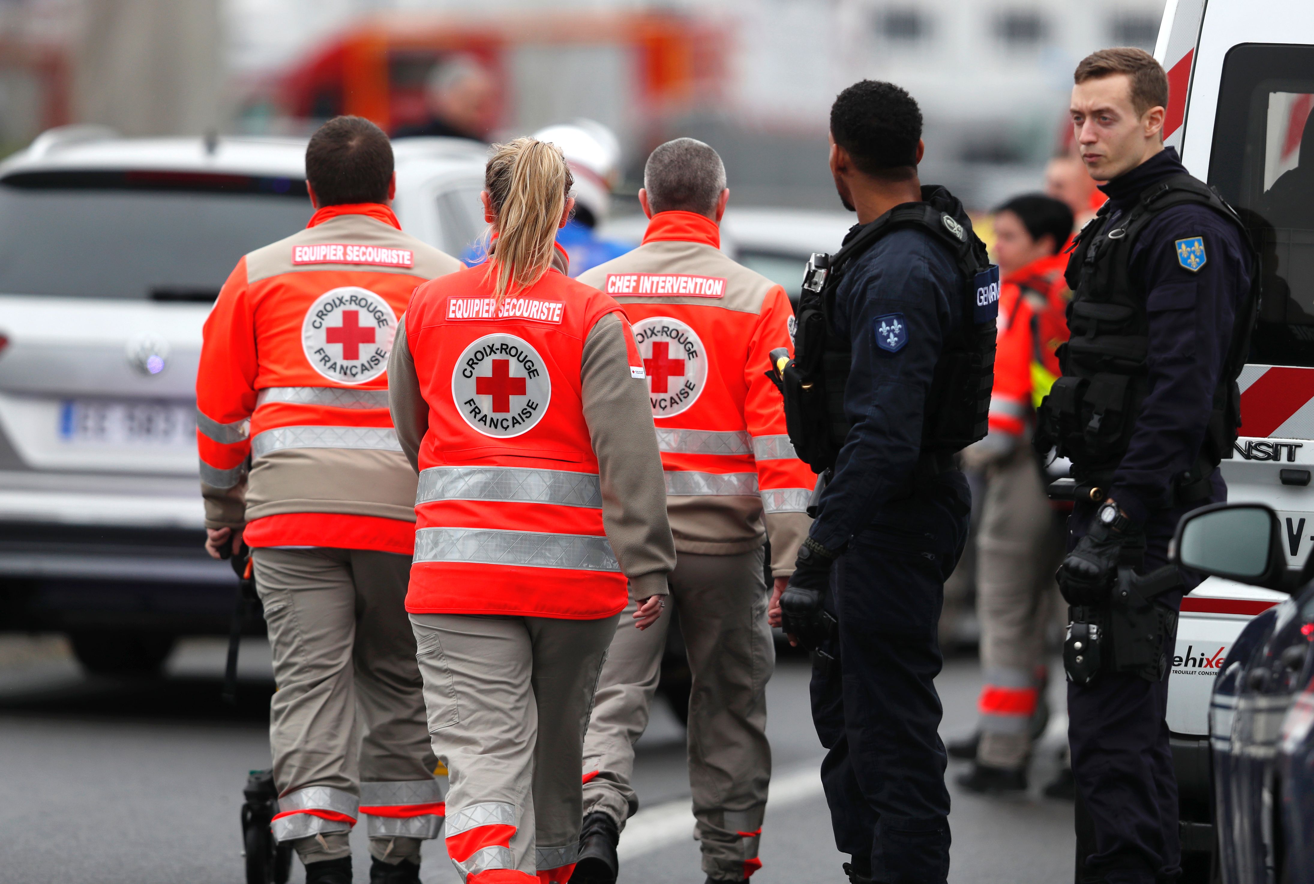 Pariser Flughafen-Attentäter hatte Drogen und Alkohol im Blut