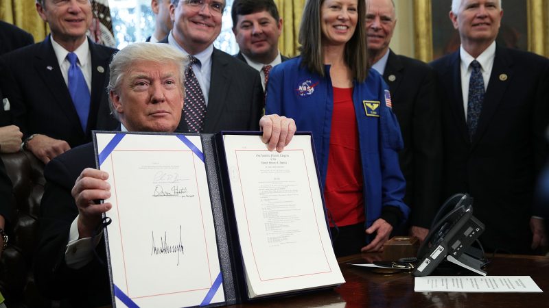 Trump genehmigt Milliarden-Etat für NASA und bemannte Mars-Mission