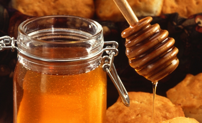 Imker holen eine bessere Honigernte ein