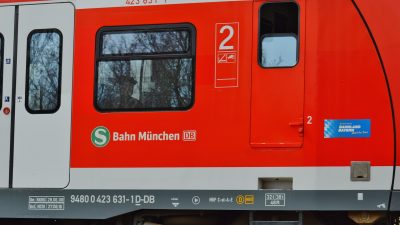 Kurzschluss legt Münchner S-Bahn lahm – viele Pendler betroffen