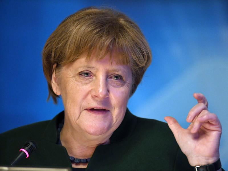 Kanzlerin Merkel zu „Nazi-Vorwurf“: „Solche deplatzierten Äußerungen kann man ernsthaft eigentlich gar nicht kommentieren“
