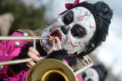 Alte Fastnacht: Zehntausende bei Bauernfastnacht in Südbaden