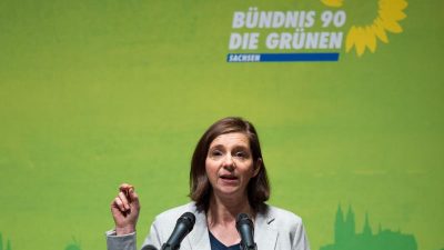 Flüchtlinge: Grüne fordern von der Regierung, Blockade des Familiennachzugs aufzugeben