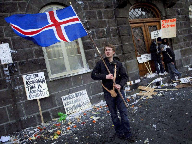 Island kehrt an die internationalen Finanzmärkte zurück – Kapitalkontrollen aufgehoben