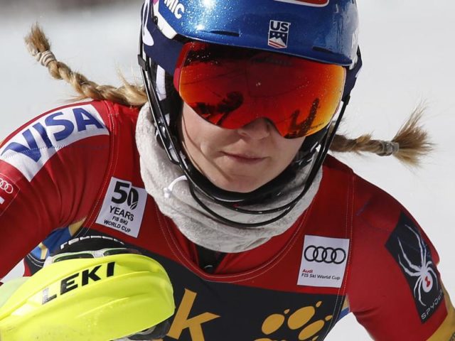 Mikaela Shiffrin beendet den Slalom in Aspen als Zweite. Foto: Nathan Bilow/dpa