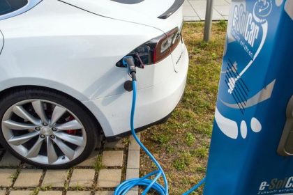 Hochrechnung: Ende 2018 mehr als 200.000 Elektroautos in Deutschland