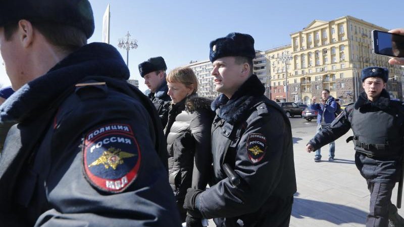 Mehr als 270 Festnahmen bei landesweiten Protesten gegen Putin
