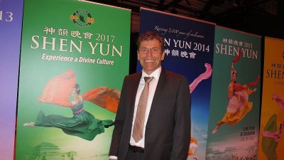 „Ich bin zu Shen Yun gekommen mit 14 Kunden – Das waren alles meine Gäste“