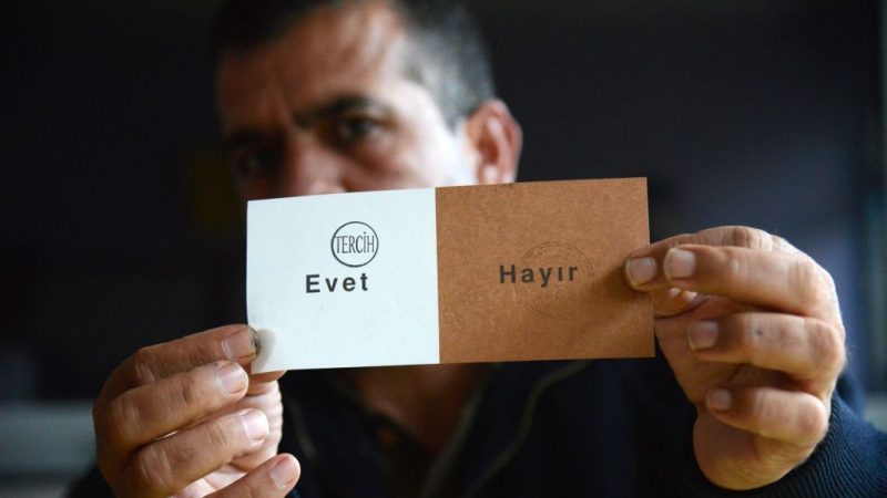 Referendum Türkei: Türkische Wahlkommission verkündet Sieg des Ja-Lagers – Opposition will Referendum anfechten