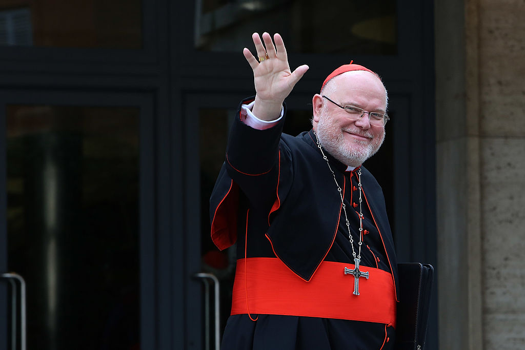 Kardinal Marx spendet weiter für NGOs die Migranten in die EU bringen