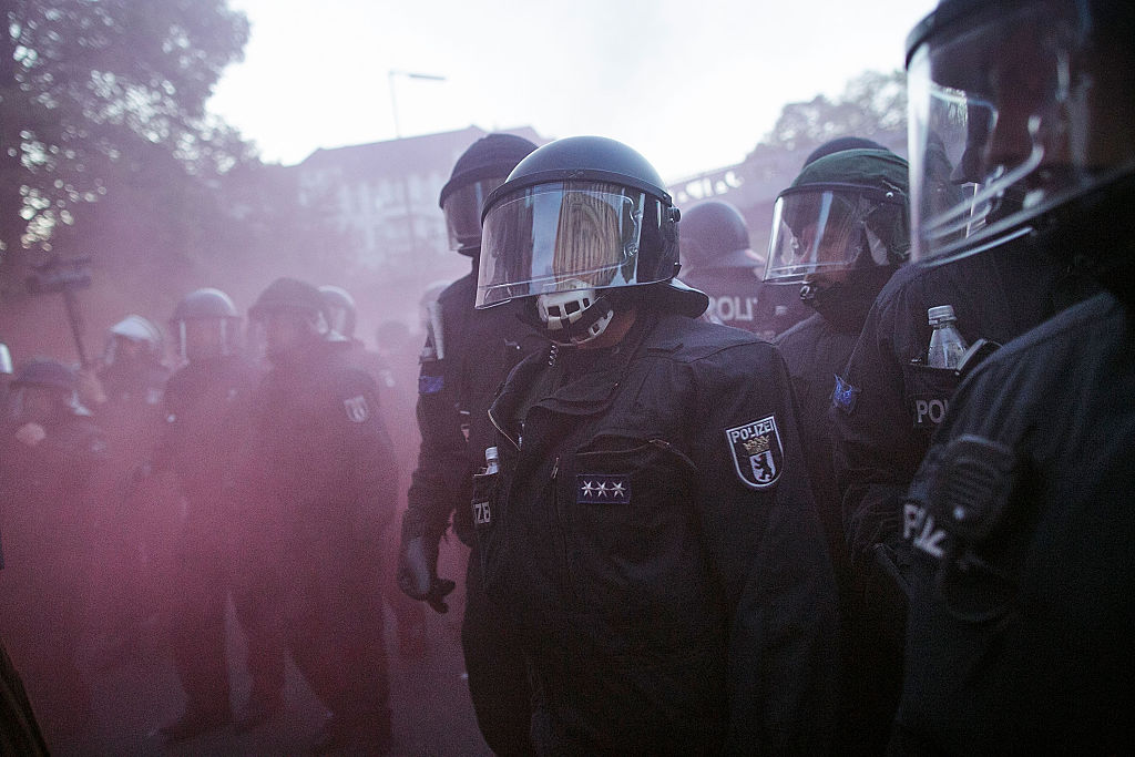 1. Mai in Berlin: Tausende Polizisten gegen Krawalle und Terror-Gefahr