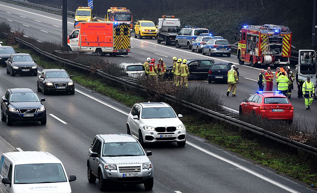 Unfallserie auf Autobahn: Gaffer behindern Rettungskräfte