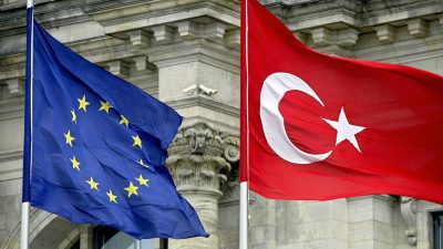 Mangelhafte demokratische Fortschritte: EU-Parlament streicht 70 Millionen Euro an Beitrittshilfe für die Türkei