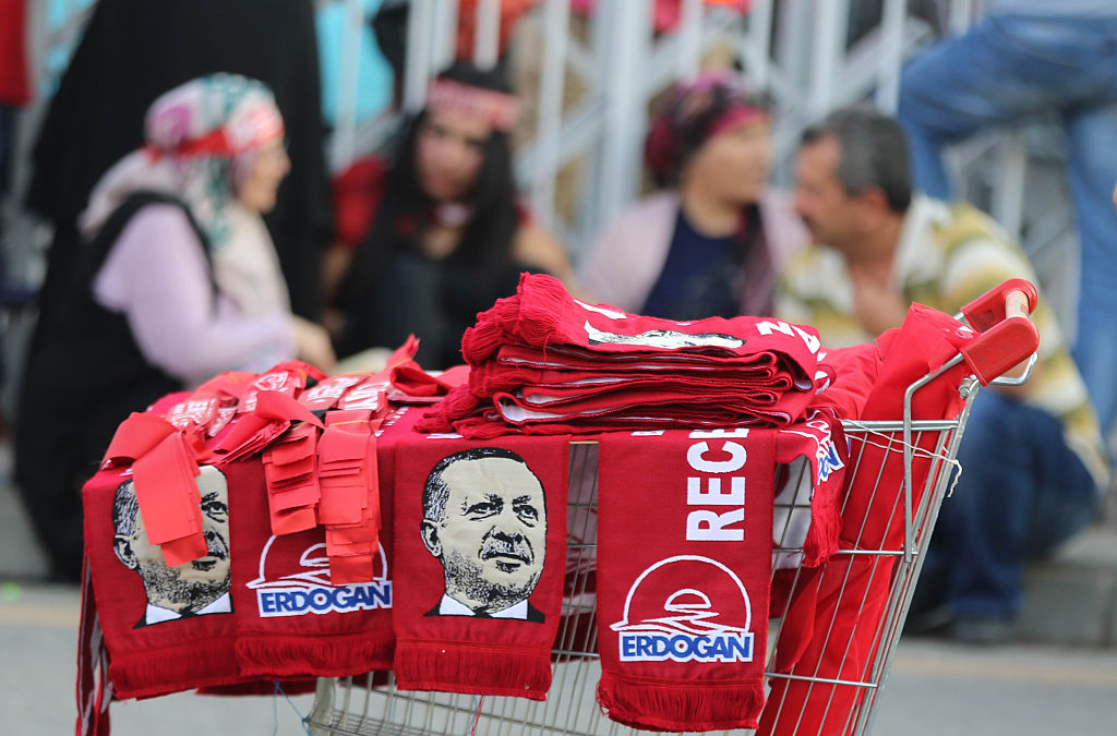 Rund die Hälfte der Türken in Deutschland beteiligte sich an Referendum