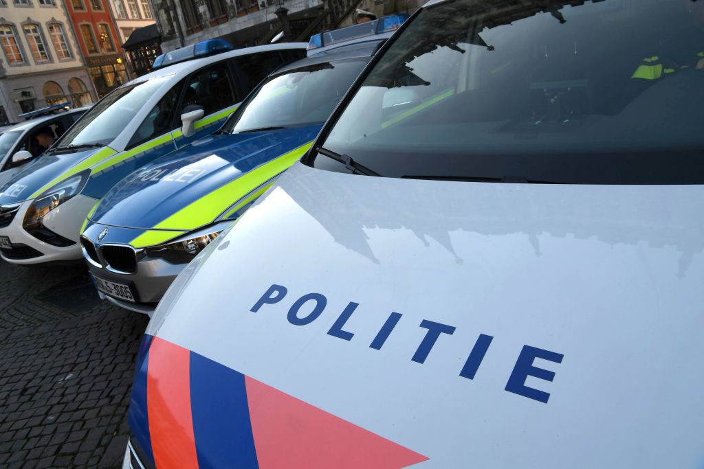 Verfolgungsjagd in Belgien: Schlepper als Geisterfahrer unterwegs – 14 Flüchtlinge verletzt