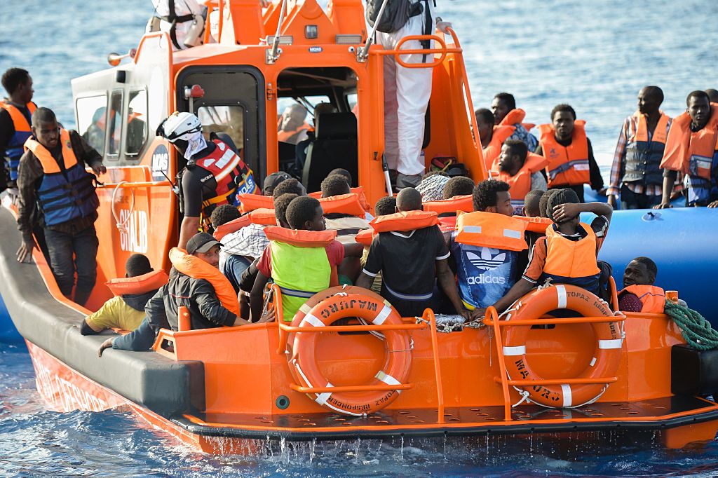 Es ist „ein Massengrab“: Peter wirft EU „unterlassene Hilfeleistung“ für Flüchtlinge auf Mittelmeer vor