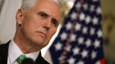 „Gefährlichste Bedrohung“ in Asien: Pence droht mit „überwältigender Reaktion“ auf mögliche nordkoreanische Angriffe