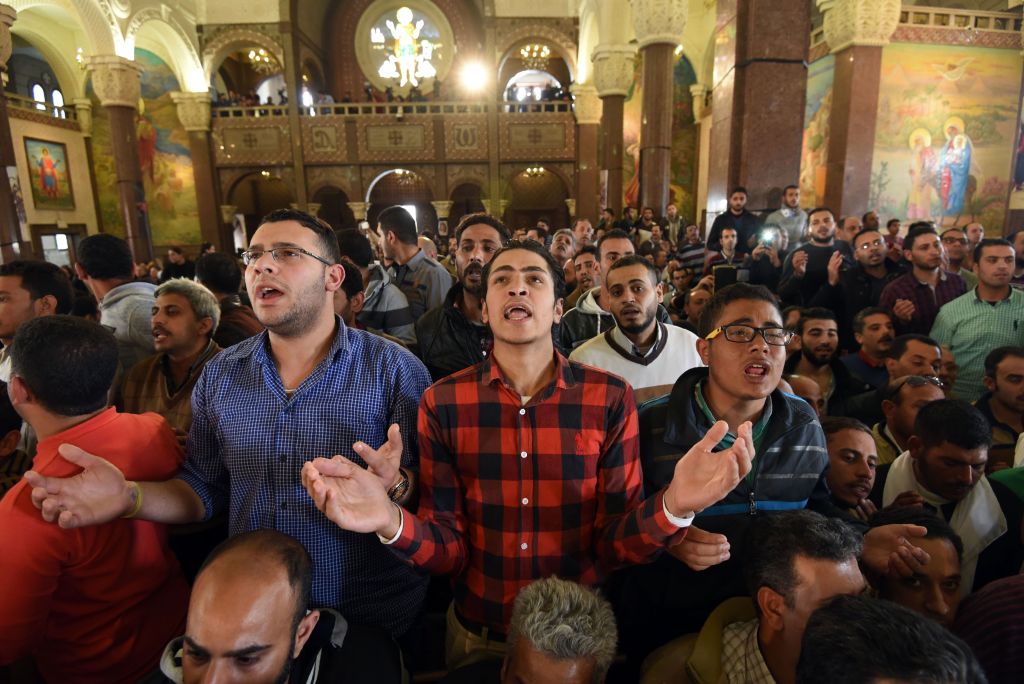 Christliche Minderheit schränkt Osterfeierlichkeiten nach Anschlägen in Ägypten ein