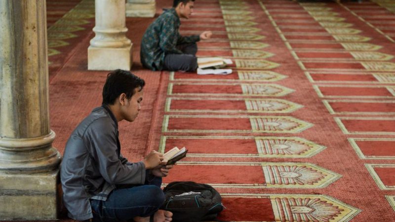 Antisemitismus an Schulen: Zentralrat der Muslime will Imame in Klassen schicken