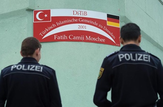 Unbekannte werfen Brandsätze gegen Moschee in Weil am Rhein – Entsetzen bei Türkisch-Islamischer Union