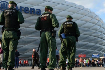 Nach Attacke: Sicherheitskonzept für Bayern-Spiel geprüft