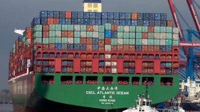 US-Strafzölle gegen China in Kraft getreten – Peking: „Größter Handelskriegs der Wirtschaftsgeschichte“