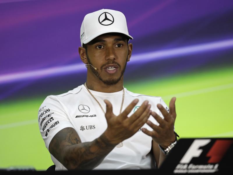 Hamilton bekräftigt Ahnung: Lücke zu Ferrari wird kleiner